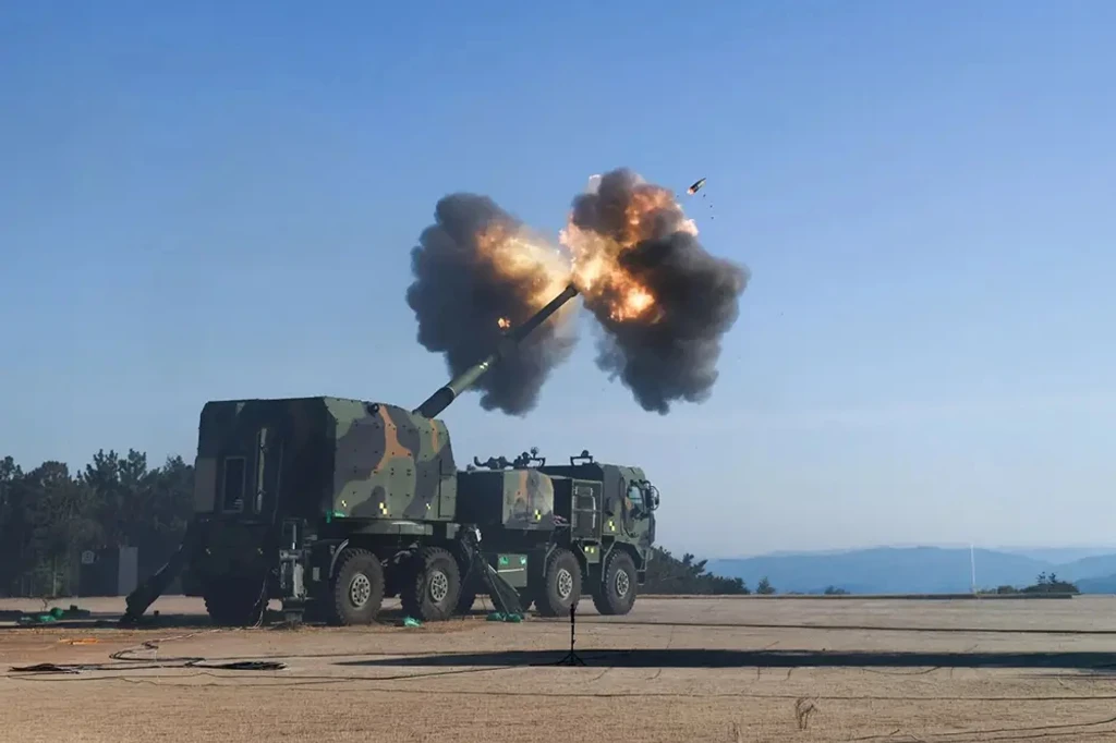 155-мм колісна самохідна гаубиця K9MH 155-мм колісна самохідна гаубиця K9MH