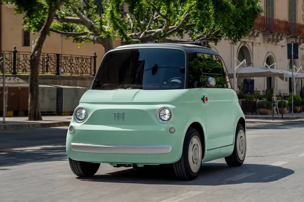 Доступне задоволення: FIAT представив електро кабриолет Topolino Dolcevita